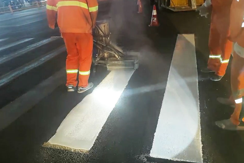 道路標線漆劃線漆的性能及種類介紹